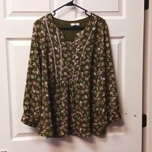 Marybelle Top size 1X floral green